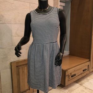 🎀NWOT: Tommy Hilfiger Dress Sz M